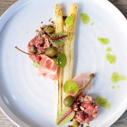 Rundstartaar - Gebrande asperges - Pancetta