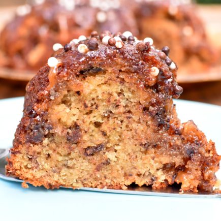 Banaan chocolade cake met gezouten karamel: