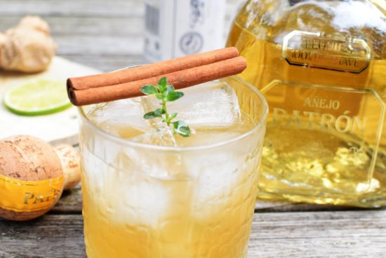 Cocktail: Patron Tequila Anejo - Bladerdeeggebakje met appel