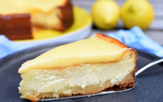 Gebakken cheesecake met citroen en lemoncurd