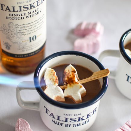 Talisker cocktails - Hot Chocolate of Appel Toddy