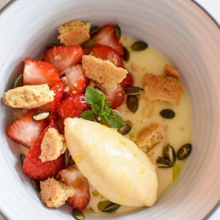 Ijs van pompoen - Aardbei - Zandkoekjes - Witte chocolade