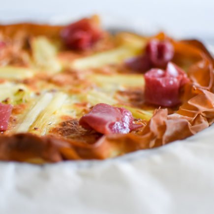 Quiche met asperges, doperwten en Filet d'Anvers