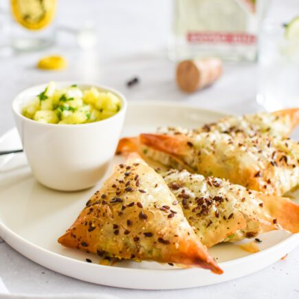 Satao gin - Samosa met gehakt en erwtjes