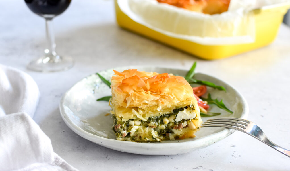 Filodeeg met lamsgehakt, spinazie en feta