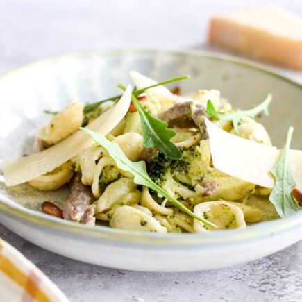 Pasta met broccoli en kalfsvlees