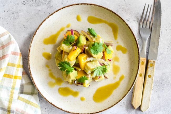 Ceviche van zeebaars met mango en avocado