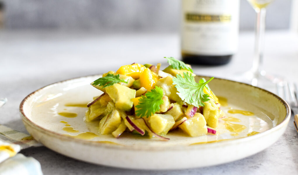 Ceviche van zeebaars met mango en avocado