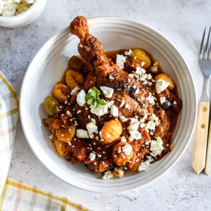 Griekse eendenbout met gnocchi en feta