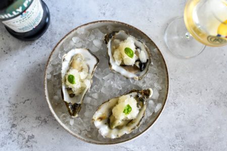Oesters met granité van vermouth – fris en feestelijk aperitief