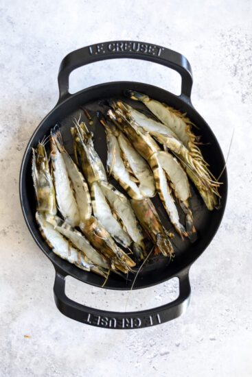 Gamba's met pittige boter op de barbecue