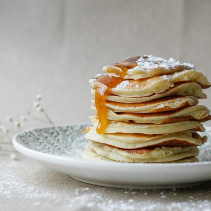 Hoe maak je eiwitpannenkoeken voor een gezond & vullend ontbijt