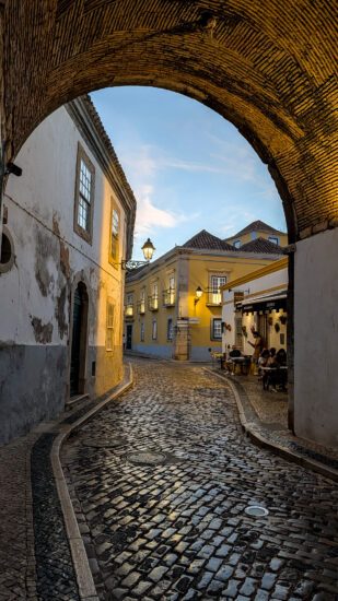 Faro: restaurants, hotspots en meer tijdens een citytrip in Portugal