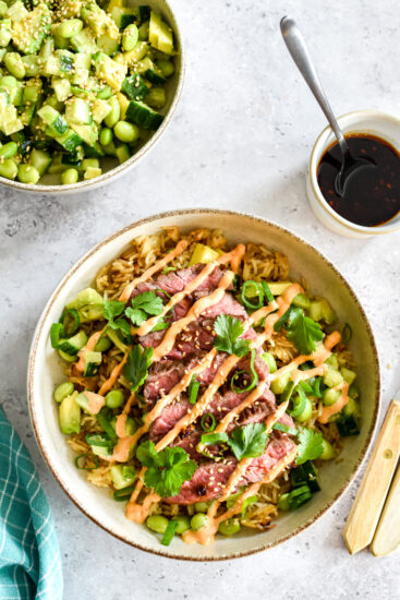 Inside Skirt Crispy Rice Bowl met avocado en Spicy Mayo
