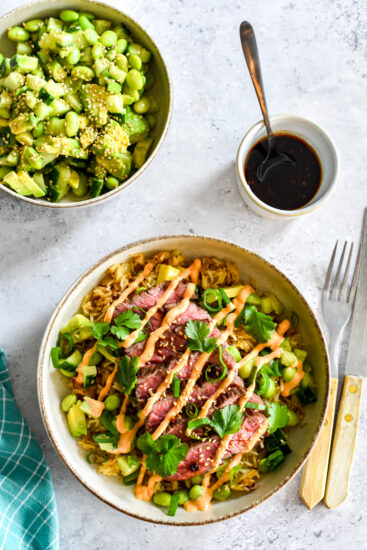 Inside Skirt Crispy Rice Bowl met avocado en Spicy Mayo
