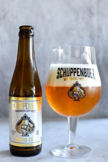 SchuppenBoer Grand Cru Burger met gekaramelliseerde uien en champignons