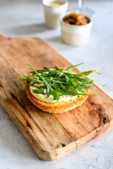 SchuppenBoer Grand Cru Burger met gekaramelliseerde uien en champignons